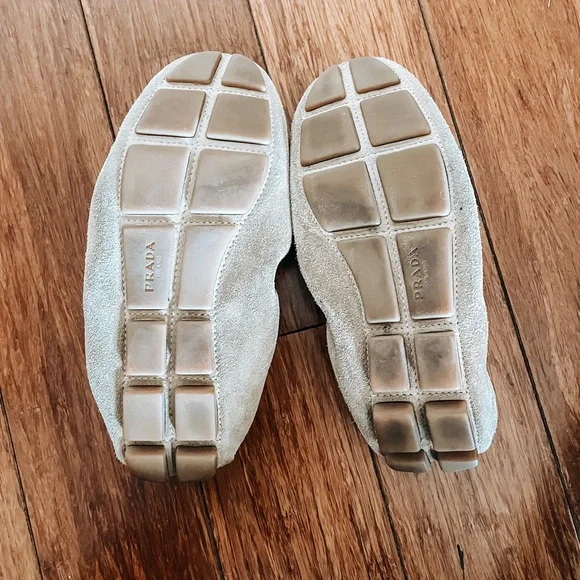 Prada Suede Scrunch Driver - Beige - Picture 5 of 6